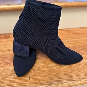 Eileen Fisher Vero Cuoio stretch pull-on bootie.  Size 8 1/2.  Color: mi…